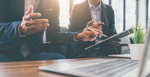 Getting clients without relying on hype